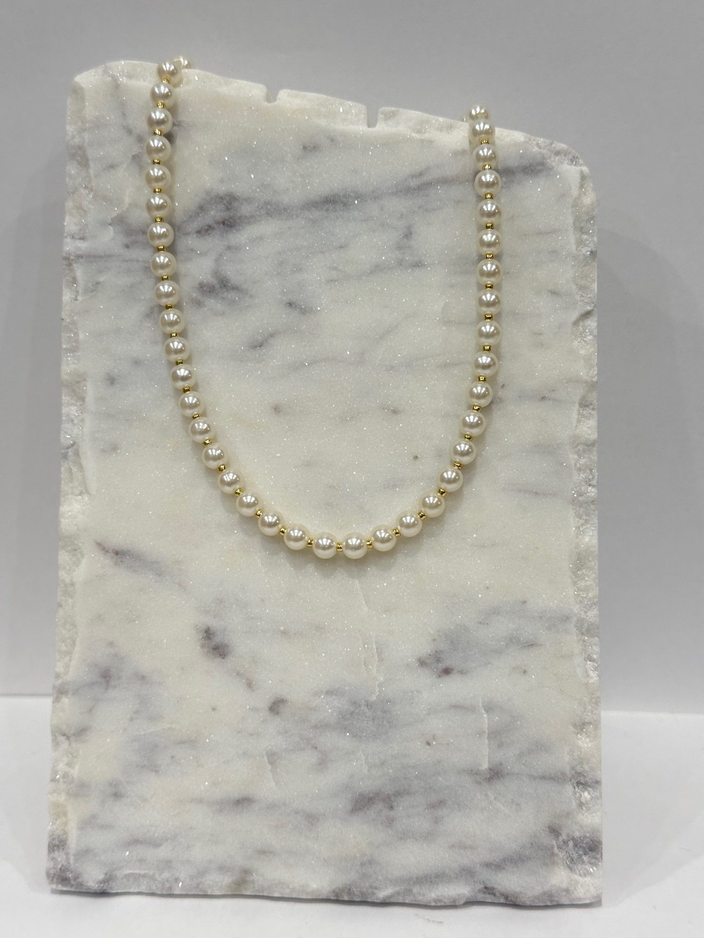 Round Gold Pearl Necklace