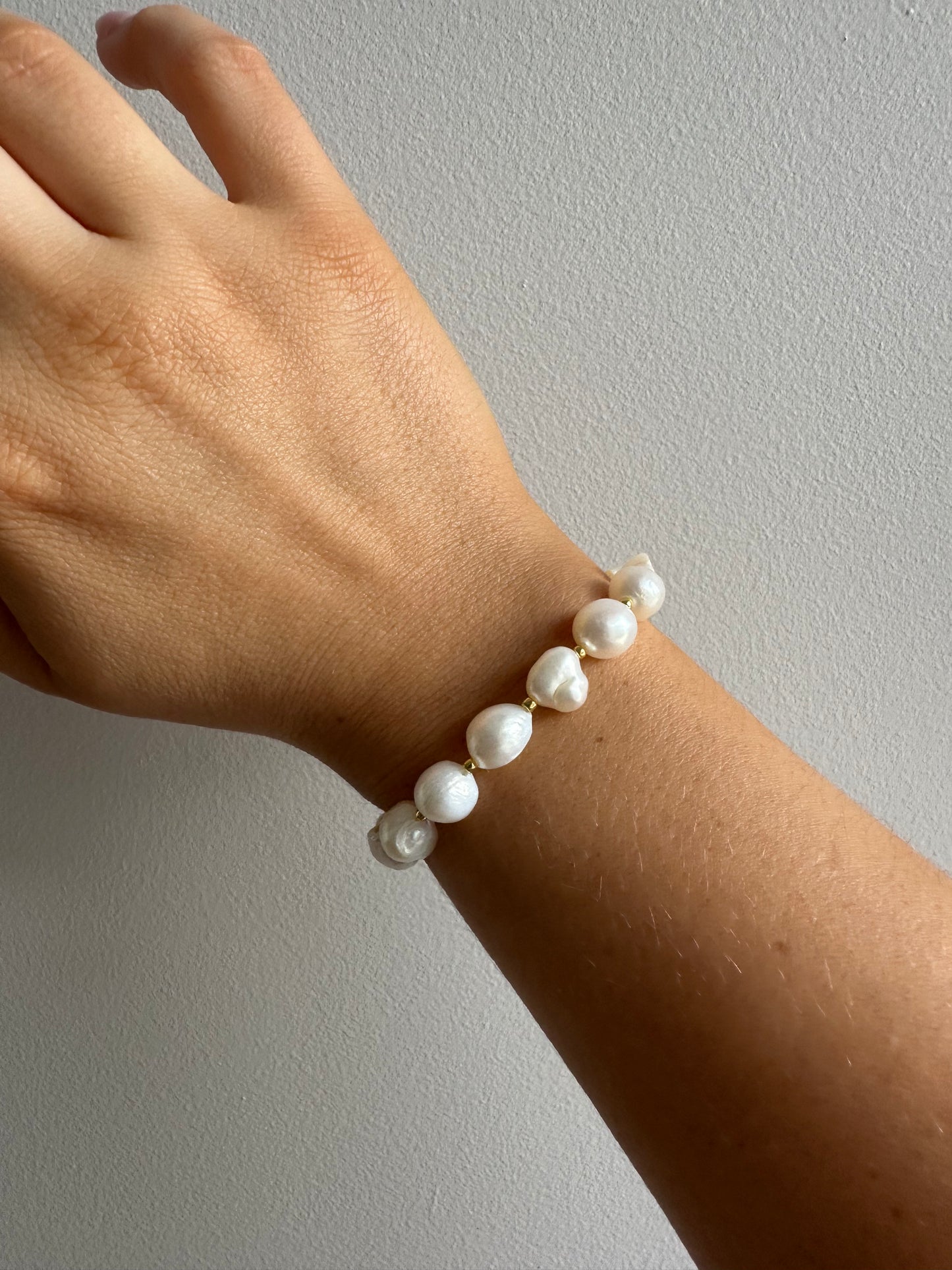 Large Pearl Bracelet